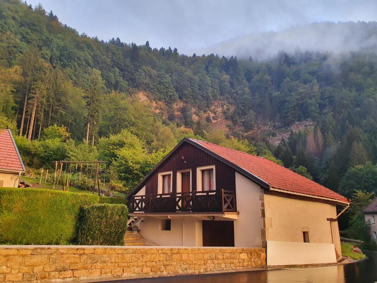 Gite Les Moulins Septmoncel-Les-Molunes Exterior photo